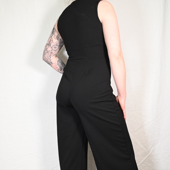 🎉🍸Black Jumpsuit pull on “Host pic”🍾🥂 - Picture 3 of 6